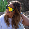 Bilde av TROPICAL VIBES Oversized Retro Shades Matte Black/Gold Mirror